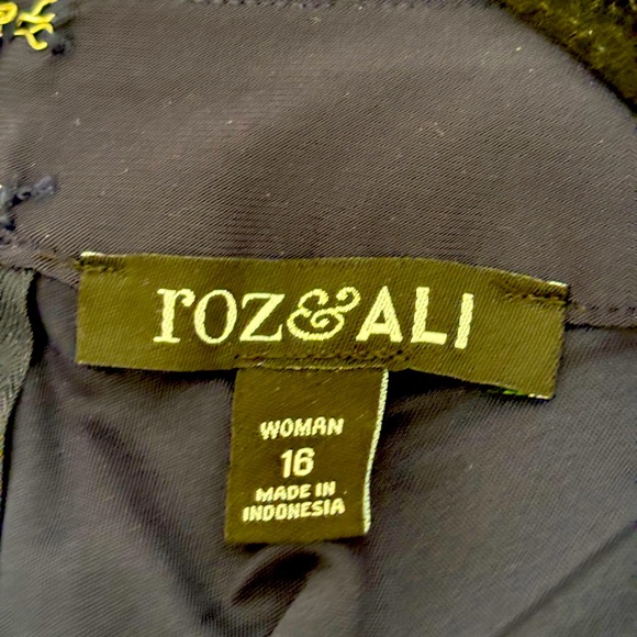 Roz & ALI Dressy Navy Blue Jumpsuit w/ Pleated Bodice SIZE: 16 - Picture 2 of 11